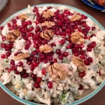طرز تهیه سالاد انار و کلم برای مهمانی شب یلدا