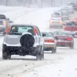 رانندگی در برف و یخبندان؛ راهنمای کنترل خودرو و نکات ضروری