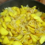 نحوه تهیه یک شام ساده با «مرغ و سیب‌زمینی» به سبک آلمانی ها + ویدئو