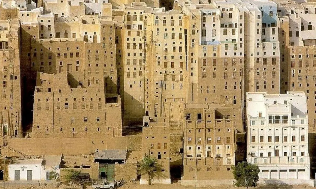 قدیمیترین شهر عمودی جهان + عکس