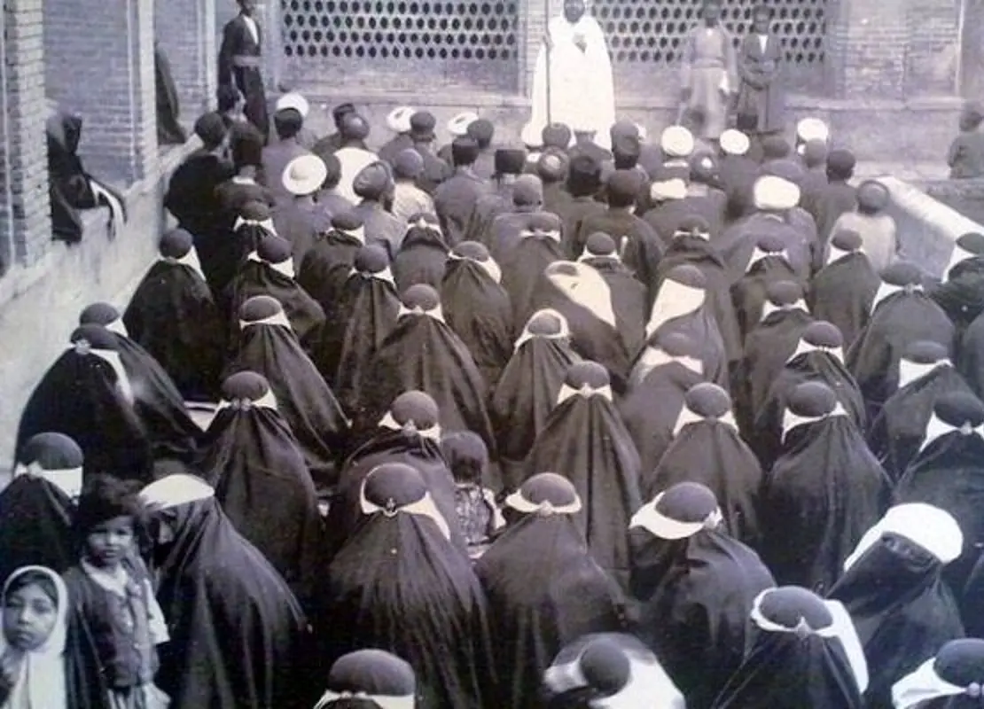 سفر به تهران قدیم؛ «نماز جمعه» در مسجد جامع دارالخلافه؛ سال 1271 + تصویر