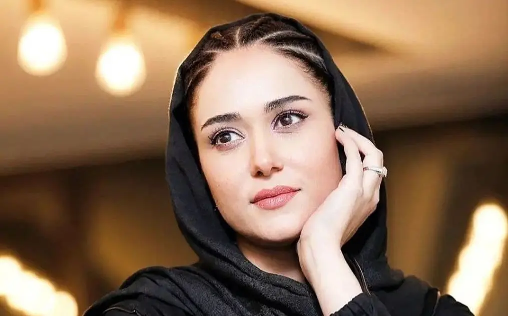 بیوگرافی نقش شوکا مهرجویی در سریال ازازیل ؛ زندگی نامه پریناز ایزدیار