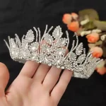 تعبیر خواب تاج عروس سفید برای زن متاهل و باردار و دختر مجرد از روانشناسی