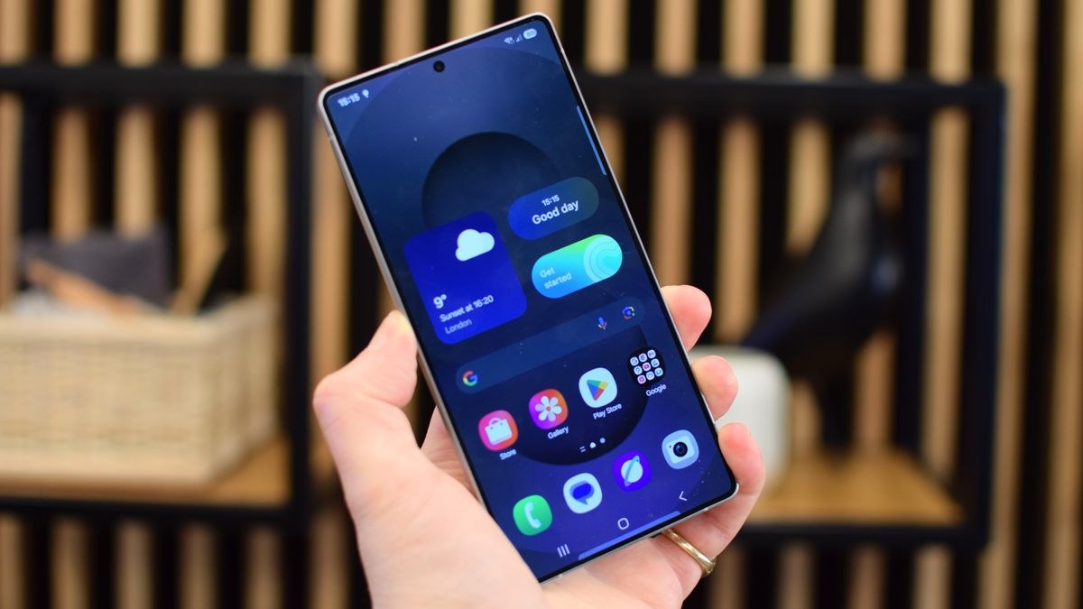 گوشی Galaxy S25 با Android 16 و One UI 8.0 در بنچمارک دیده شد