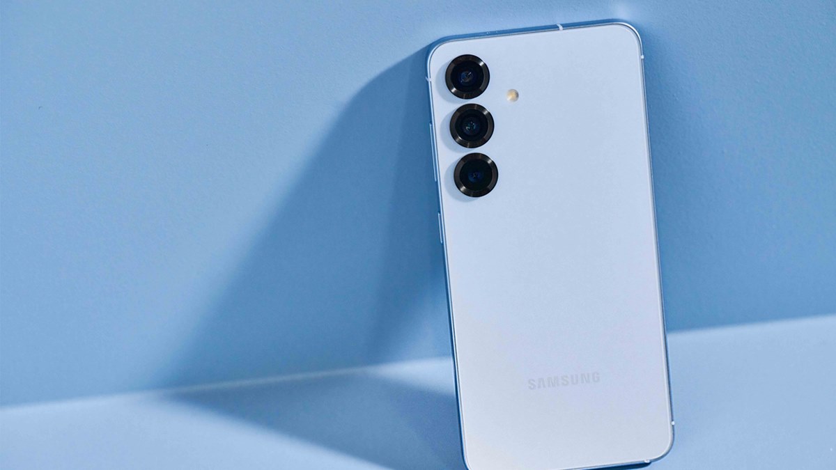 تصویر رسمی گوشی Galaxy S25 Edge طراحی نهایی و جزئیات کامل آن را نشان میدهد