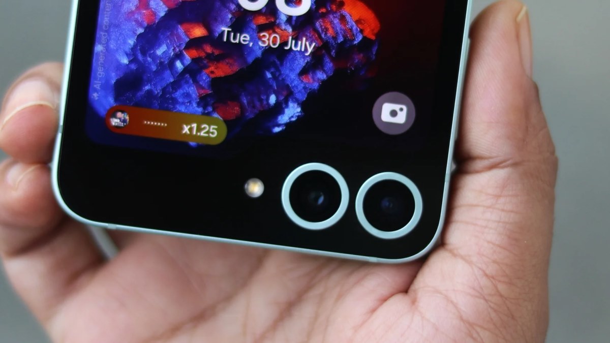 طراحی نوار Now در صفحه بیرونی Galaxy Z Flip با One UI 8 سامسونگ بهبود پیدا کرد