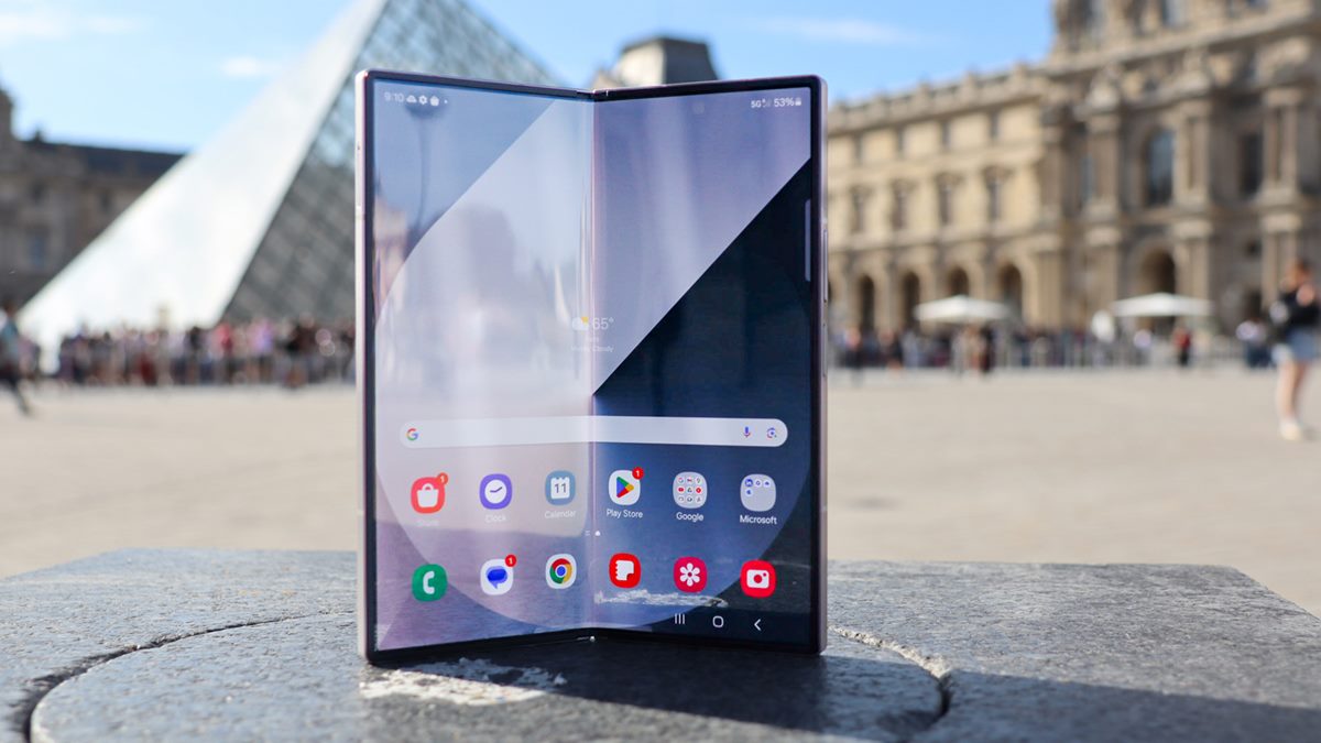 گوشی Galaxy Z Fold 7 از Qi2 پشتیبانی میکند ؛ اولین بار برای گوشیهای تاشوی سامسونگ