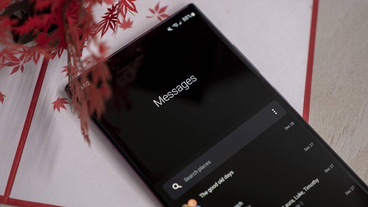 سرویس SMS چیست و چگونه کار میکند