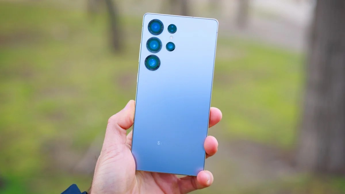 سری گلکسی اس 25 و تبلت‌های سامسونگ بیشترین سود سه‌ماهه دوم را برای این شرکت رقم زدند