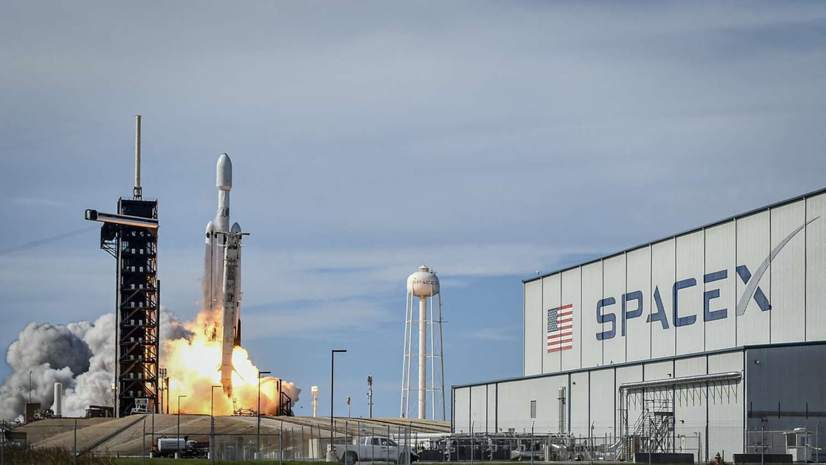 سرمایه‌گذاری احتمالی 2 میلیارد دلاری اسپیس ایکس در استارتاپ هوش مصنوعی xAI