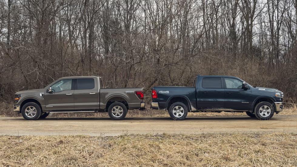 رقابت غولها: مقایسه فورد F-150 مدل ۲۰۲۵ و رم ۱۵۰۰ مدل ۲۰۲۵