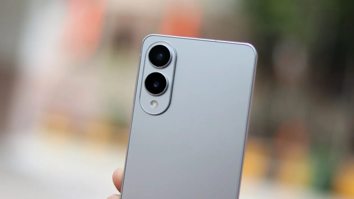 طراحی متفاوت گلکسی اس 26 هواداران را هیجان‌زده کرد