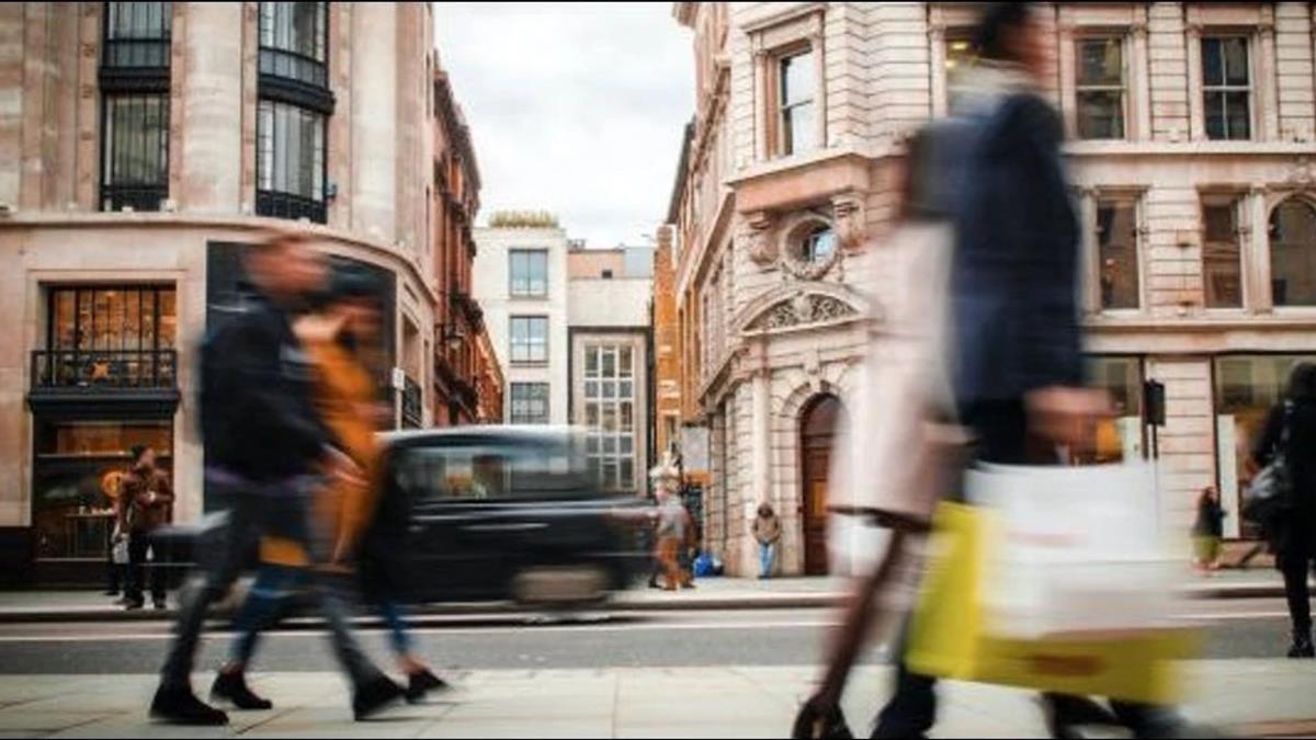 قابلیت موشن اسموتینگ چیست و چرا فیلم‌سازان از آن تنفر دارند؟