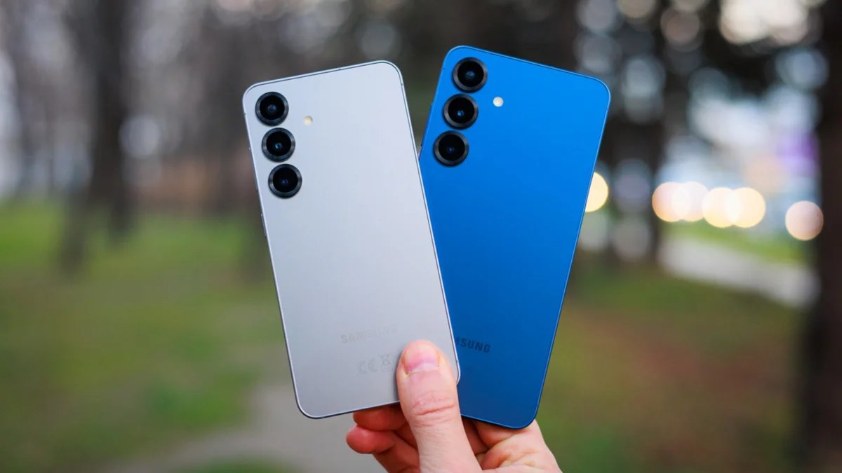 فروش موفق گلکسی اس 25 سامسونگ، تصمیم حذف مدل پلاس در نسل بعدی را زیر سؤال می‌برد