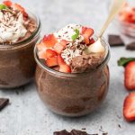 دانه چیا را چگونه مصرف کنیم؟ 7 روش خوشمزه و سریع + فواید و مضرات