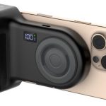 بلکین از پاوربانک Stage PowerGrip مخصوص عکاسان آیفون رونمایی کرد