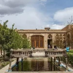 خانه تاریخی لاری ها یزد