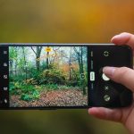 چگونه انواع زوم در دوربین گوشی تفاوت ایجاد می‌کنند؟ راهنمای کامل برای انتخاب بهترین گزینه عکاسی