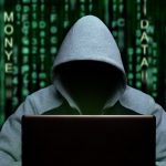 کلاهبرداری با شماره‌های جعلی پشتیبانی در 2025 صدها میلیون دلار از آمریکایی‌ها گرفت