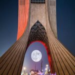 تهران در تابستان و زمستان؛ تفاوت تجربه سفر در دو فصل متضاد