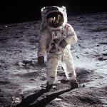 اسناد UFO؛ فضانوردان در مأموریت آپولو چه چیزی مشاهده کردند؟